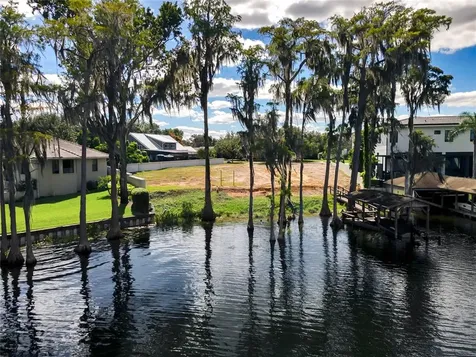 8987 Crichton Wood Drive Orlando FL 32819