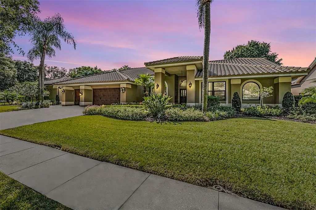 2136 Pinnacle Circle N Palm Harbor FL 34684