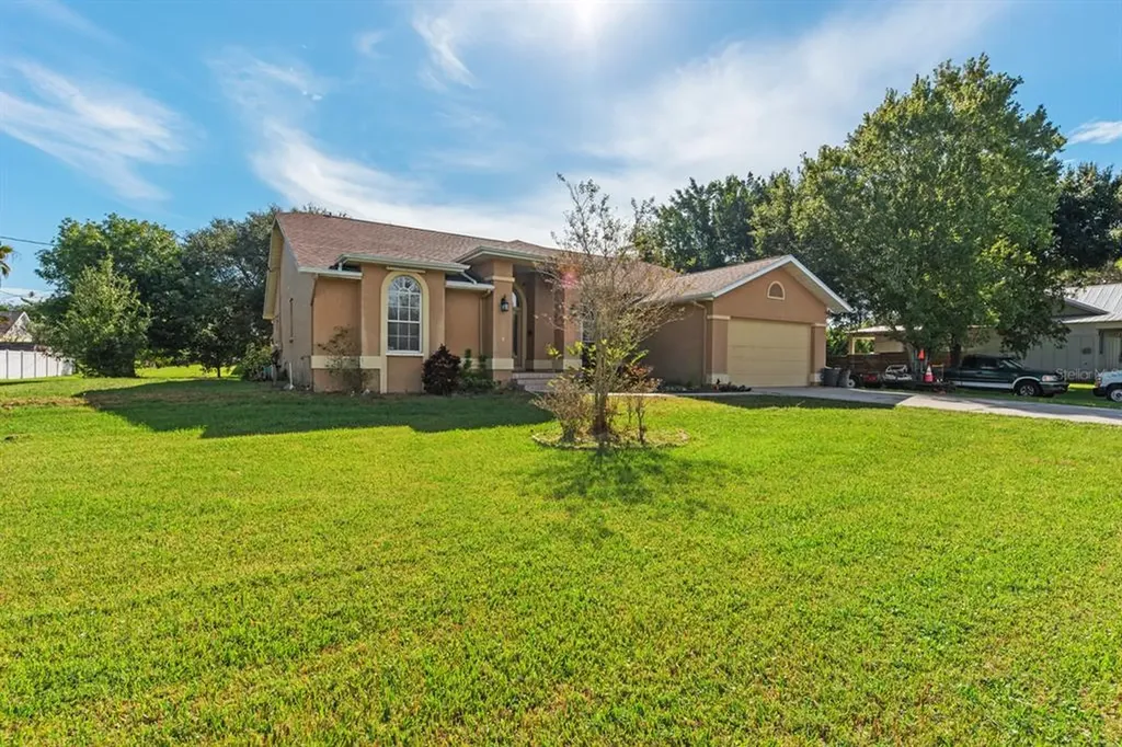 902 31st Avenue W Palmetto FL 34221