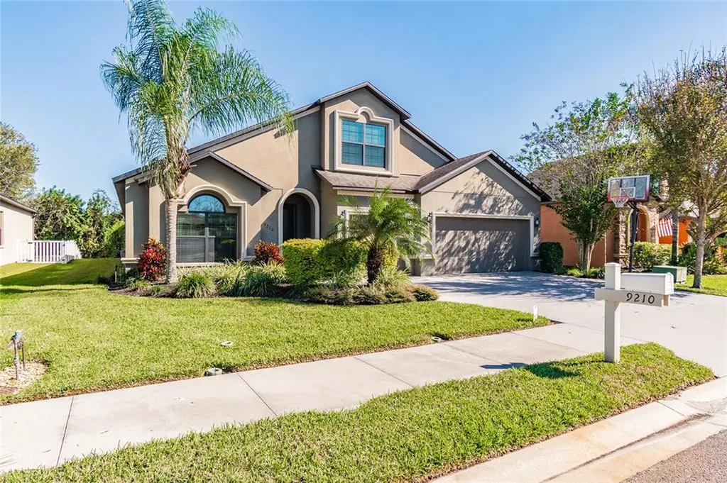 9210 Raes Creek Place Palmetto FL 34221