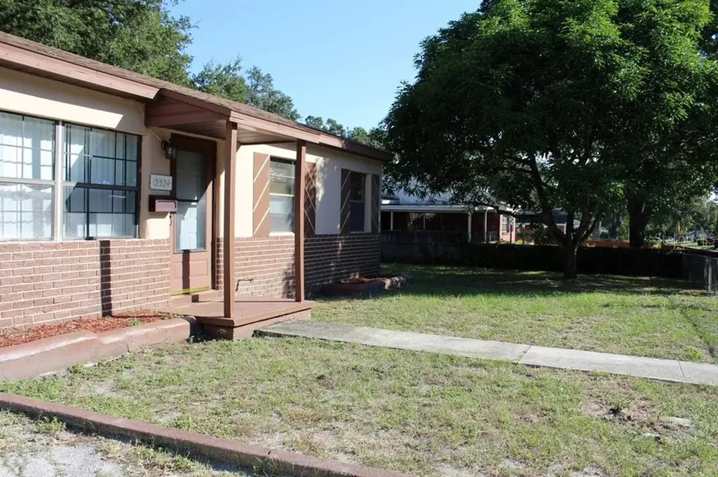 2324 27th Street S St Petersburg FL 33712