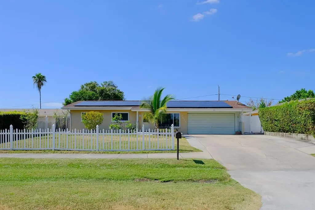 2036 N Highland Avenue Clearwater FL 33755