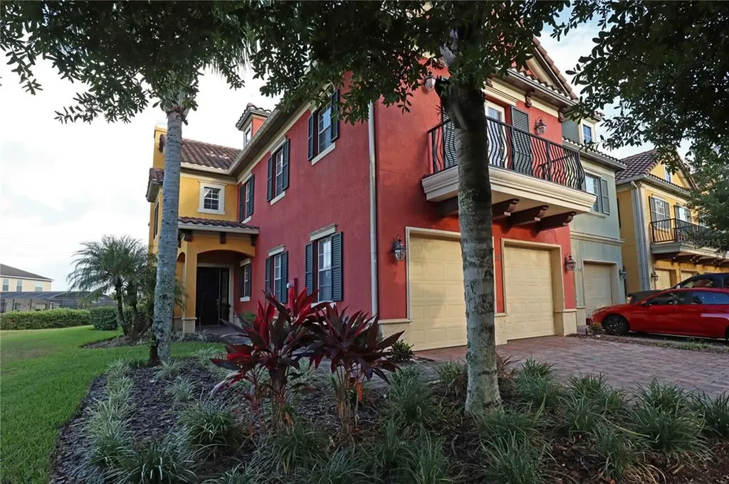 1728 Lake Side Avenue Davenport FL 33837