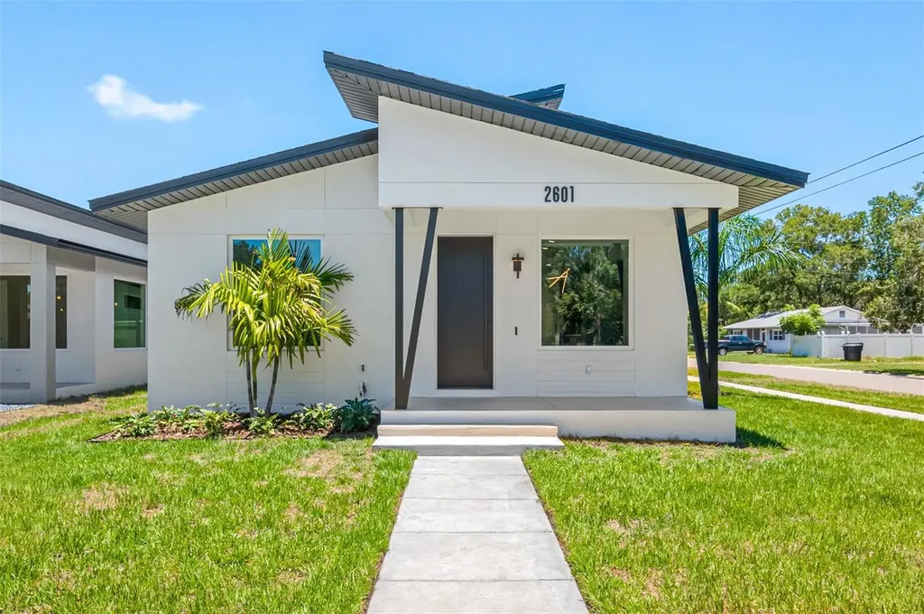 2601 35th Avenue N St Petersburg FL 33713