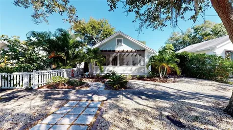 457 10th Avenue N St Petersburg FL 33701