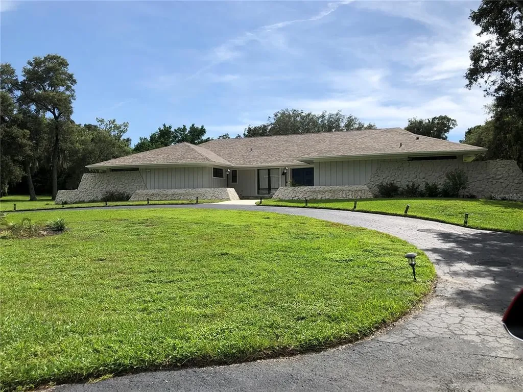 12 Birdie Lane Palm Harbor FL 34683