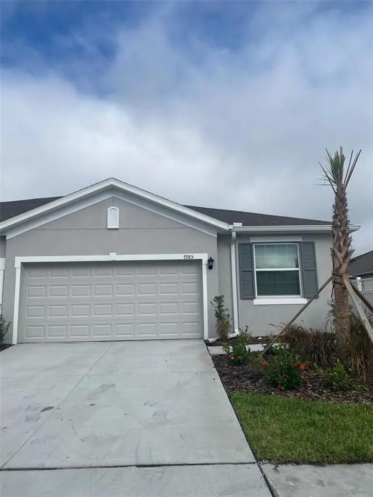 7985 Stonebrook Circle Wesley Chapel FL 33545