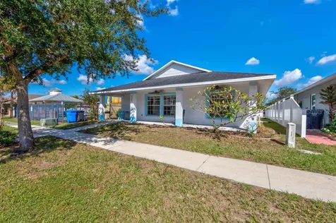 2204 Pleasant View Avenue Ruskin FL 33570