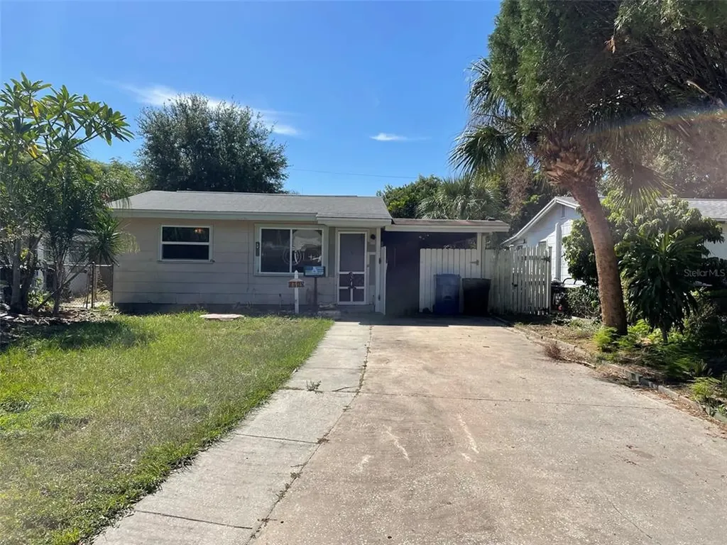 2728 28th Avenue N St Petersburg FL 33713