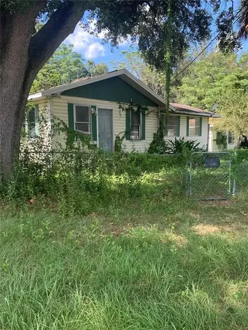 5927 20th Street Zephyrhills FL 33542