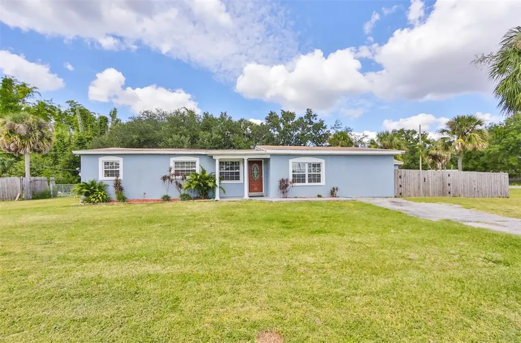7022 Madison Avenue Tampa FL 33619
