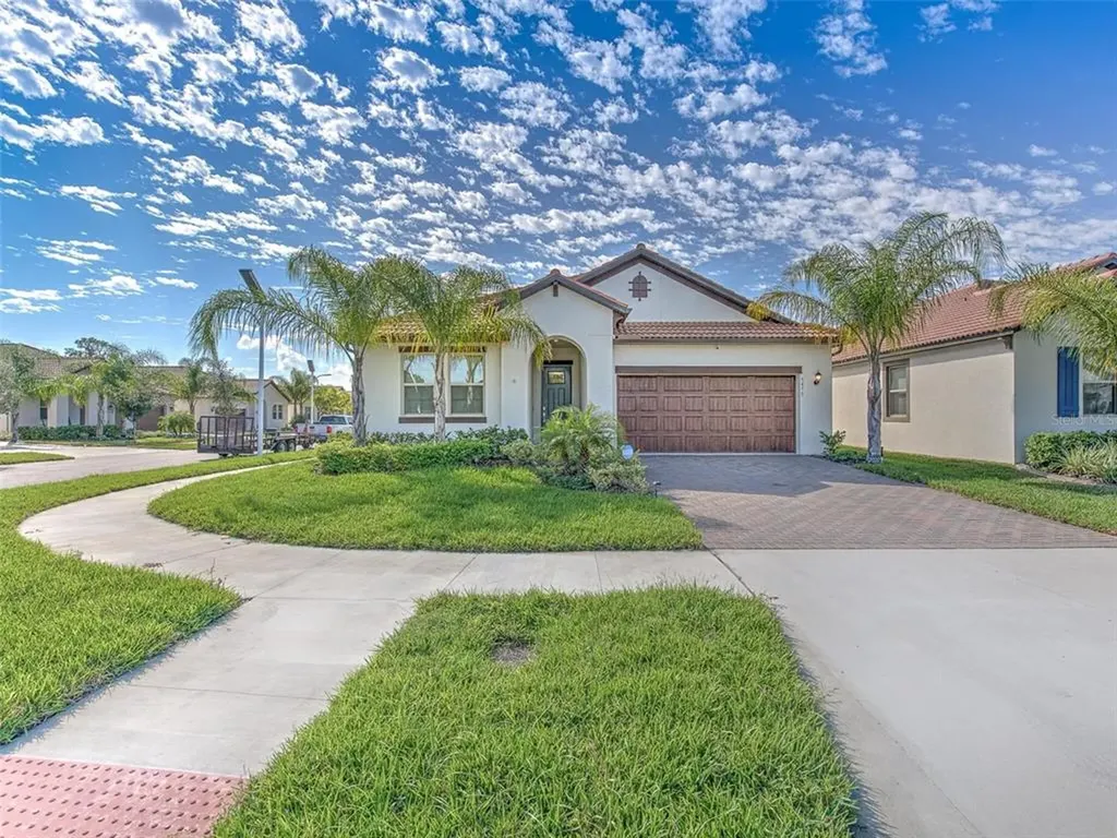 5415 Story Grass Court Wimauma FL 33598