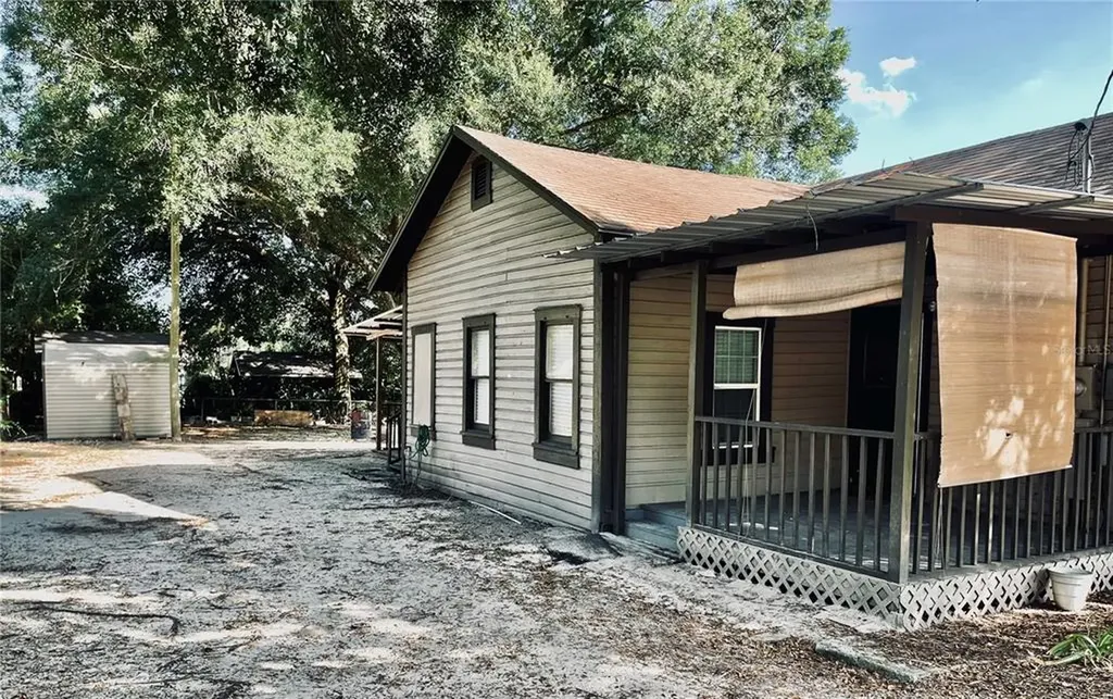 8509 N 47th Street Tampa FL 33617