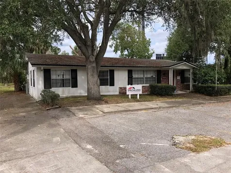 135 W Pineview Street Altamonte Springs FL 32714