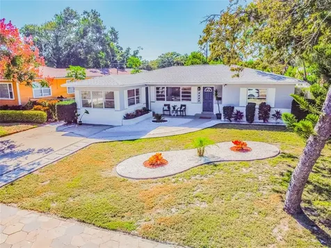 4442 3rd Avenue S St Petersburg FL 33711