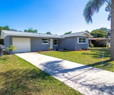 211 S Fernwood Avenue Clearwater FL 33765