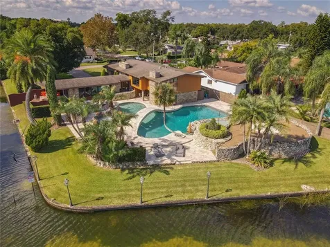2304 Caribbean Court Orlando FL 32805