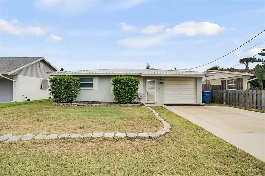 4232 Oriole Avenue Port Orange FL 32127