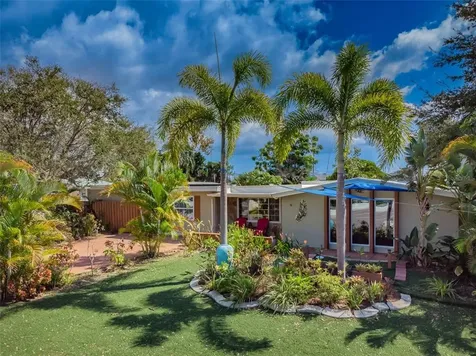 724 Brookwood Drive S St Petersburg FL 33707