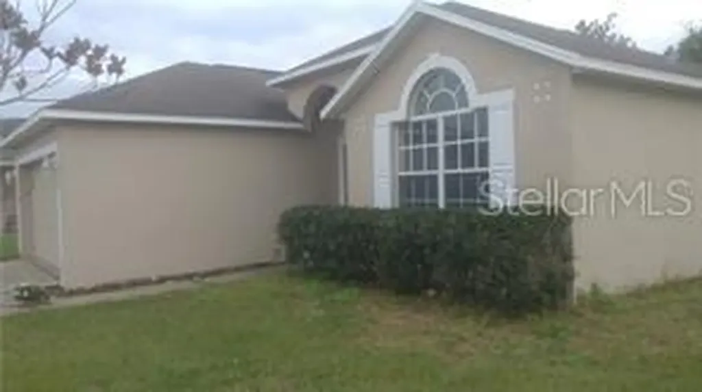 1538 Country Chase Street Lakeland FL 33810