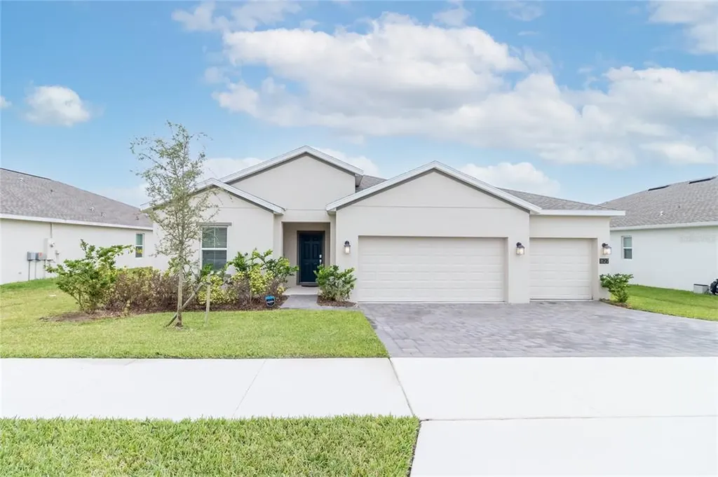 827 Carmillion Court Groveland FL 34736