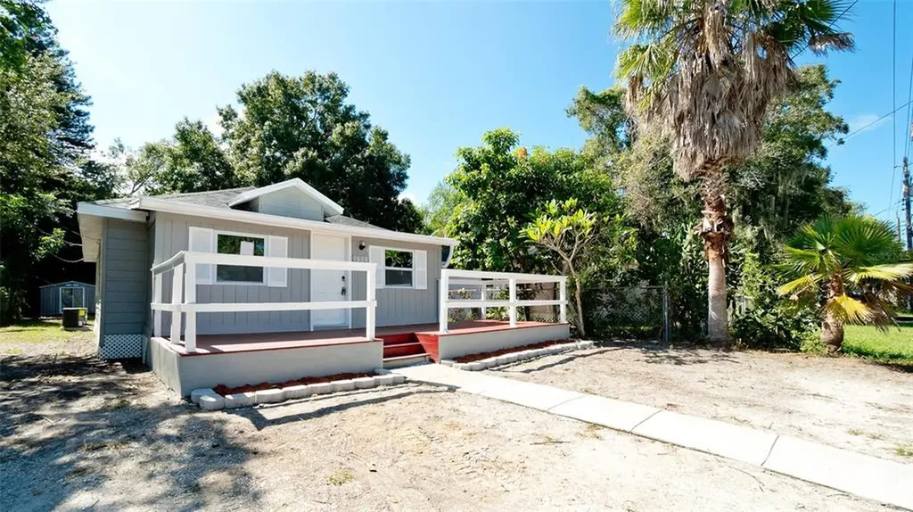 1608 7th Avenue E Bradenton FL 34208