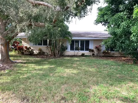 1833 Pandora Drive Sarasota FL 34231