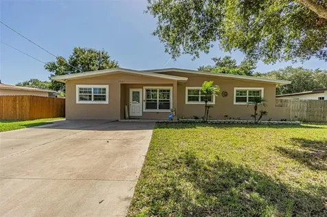 2916 W Elrod Avenue Tampa FL 33611