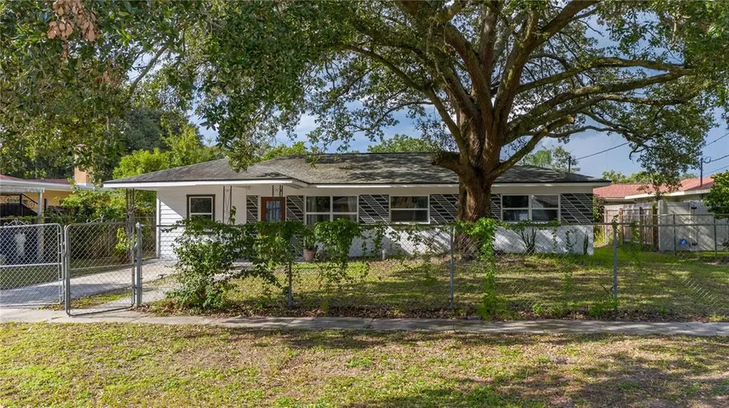 3003 W Jean Street Tampa FL 33614