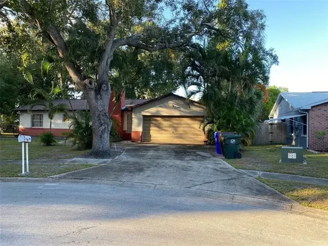 2422 Debra Court Kissimmee FL 34744