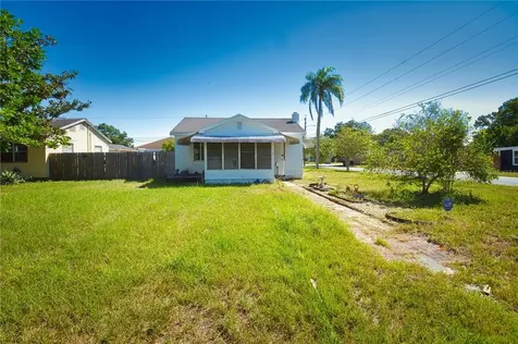 3201 20th Street N St Petersburg FL 33713