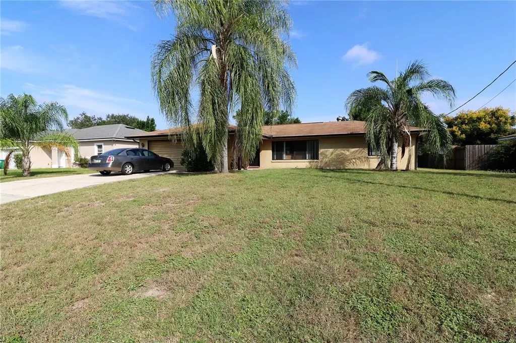 1596 Monticello Street Deltona FL 32725