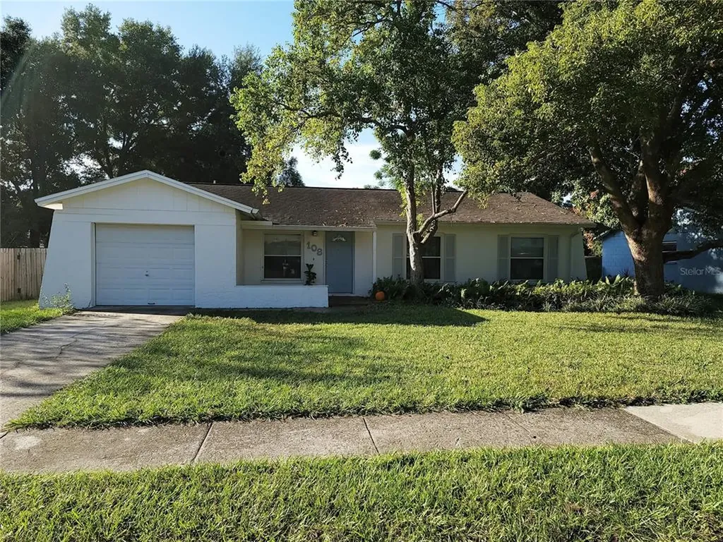 108 Ravenway Drive Seffner FL 33584