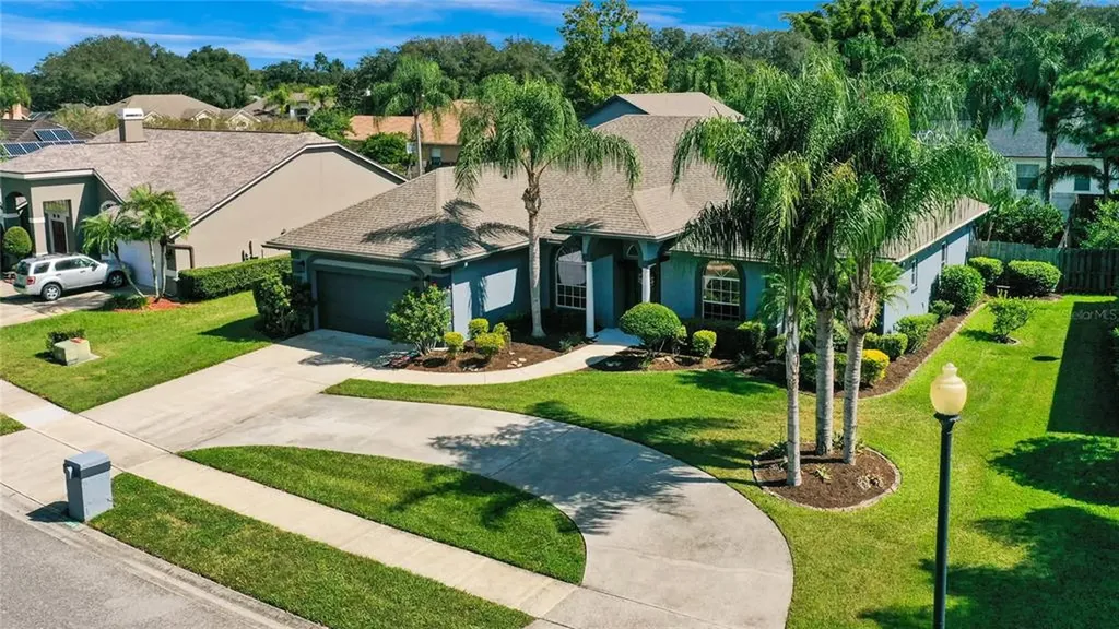 1589 Carillon Park Drive Oviedo FL 32765