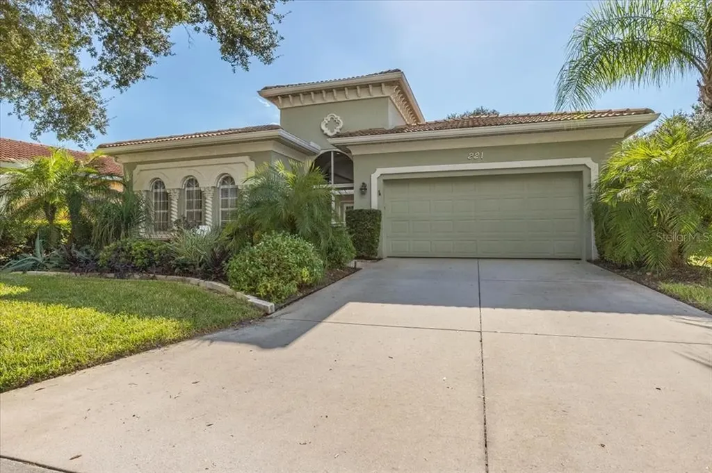 221 Rio Terra Venice FL 34285