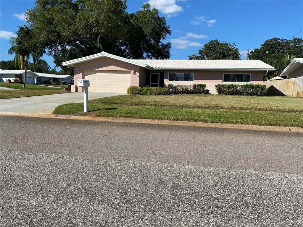 2012 Diplomat Drive Clearwater FL 33764