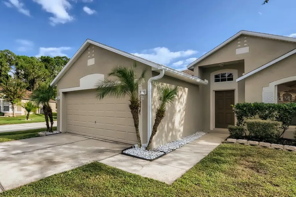 16926 Corner Bay Court Orlando FL 32820