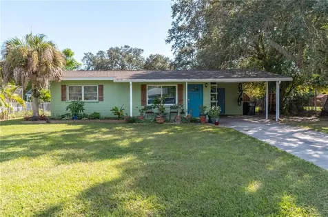 1040 Pineland Avenue Venice FL 34285