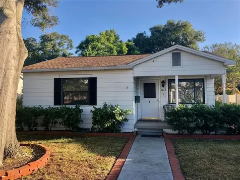 4442 Dartmouth Avenue N St Petersburg FL 33713