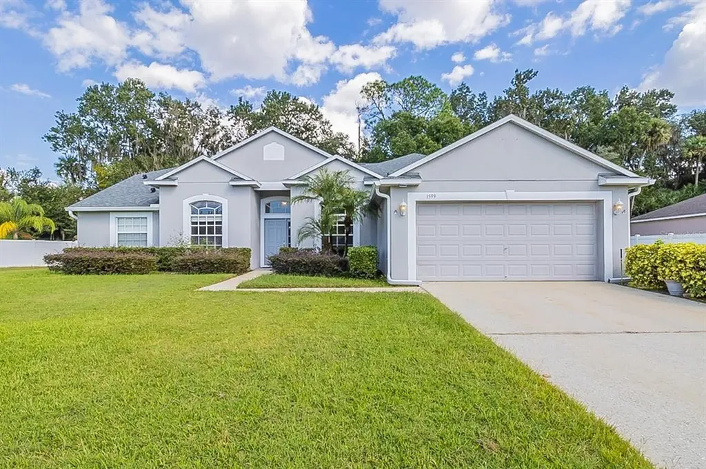 1599 Silk Tree Circle Sanford FL 32773