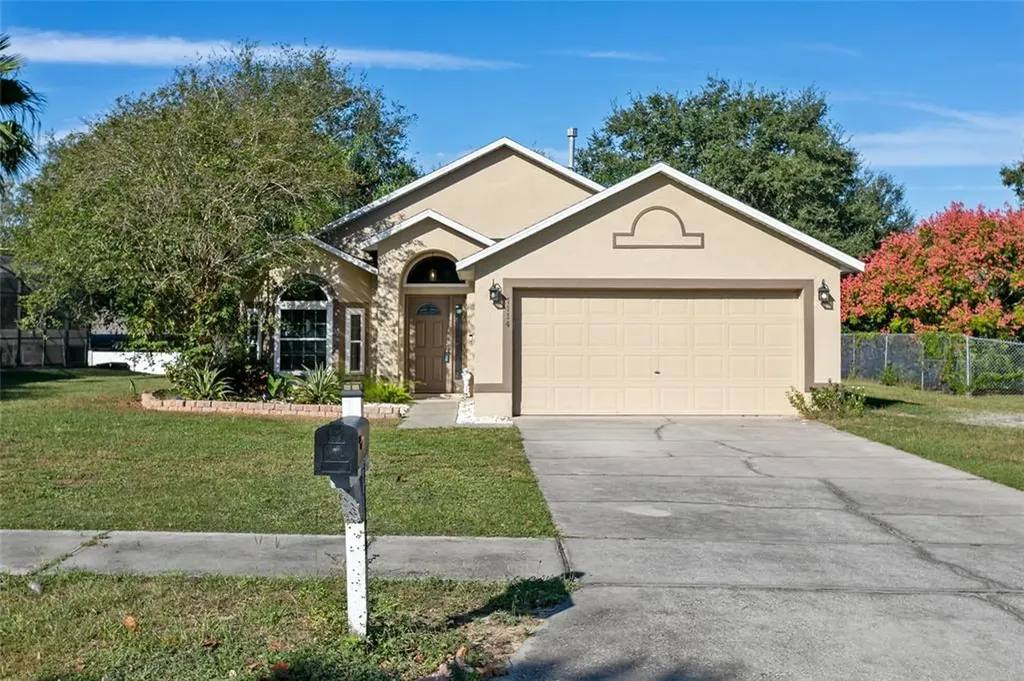 1114 Breezy Knoll Street Minneola FL 34715
