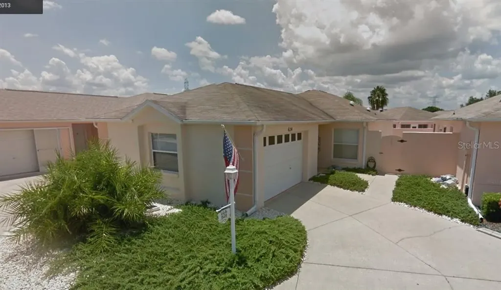 624 Enconto Street Lady Lake FL 32159
