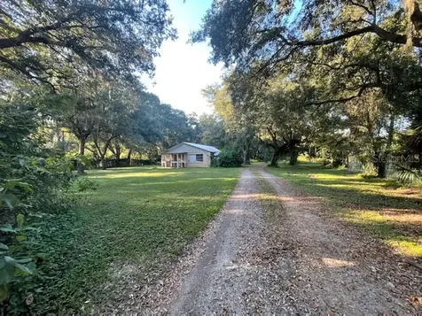 512 Half Mile Road Plant City FL 33565