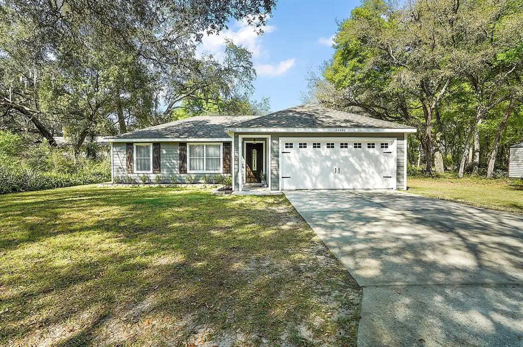 40440 Oakridge Drive Lady Lake FL 32159