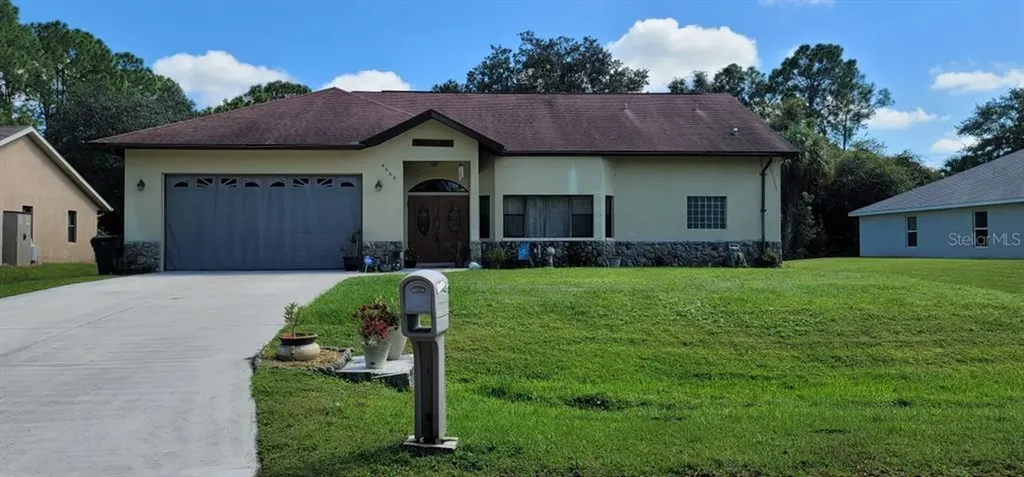 4666 Clarke Street North Port FL 34286