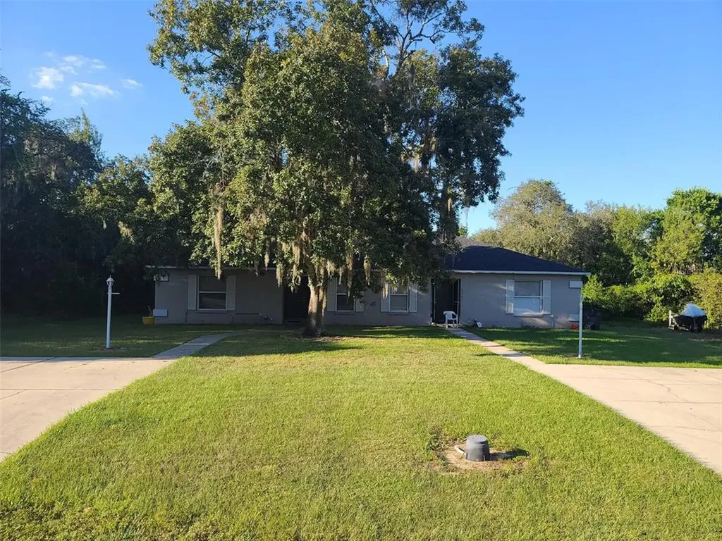3237 Courtney Drive Lake Wales FL 33898