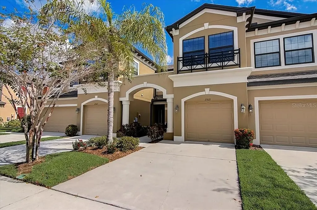 11521 Crowned Sparrow Lane Tampa FL 33626