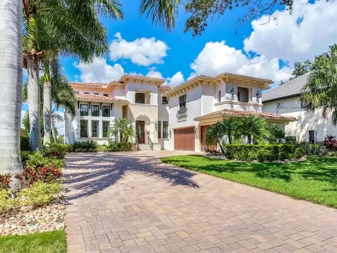 64 Martinique Avenue Tampa FL 33606