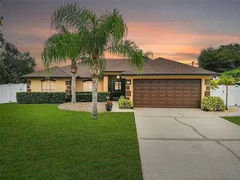29 S Courtland Boulevard Deltona FL 32738