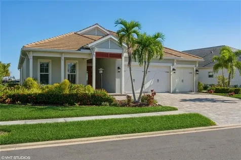 8140 Grande Shores Drive Sarasota FL 34240